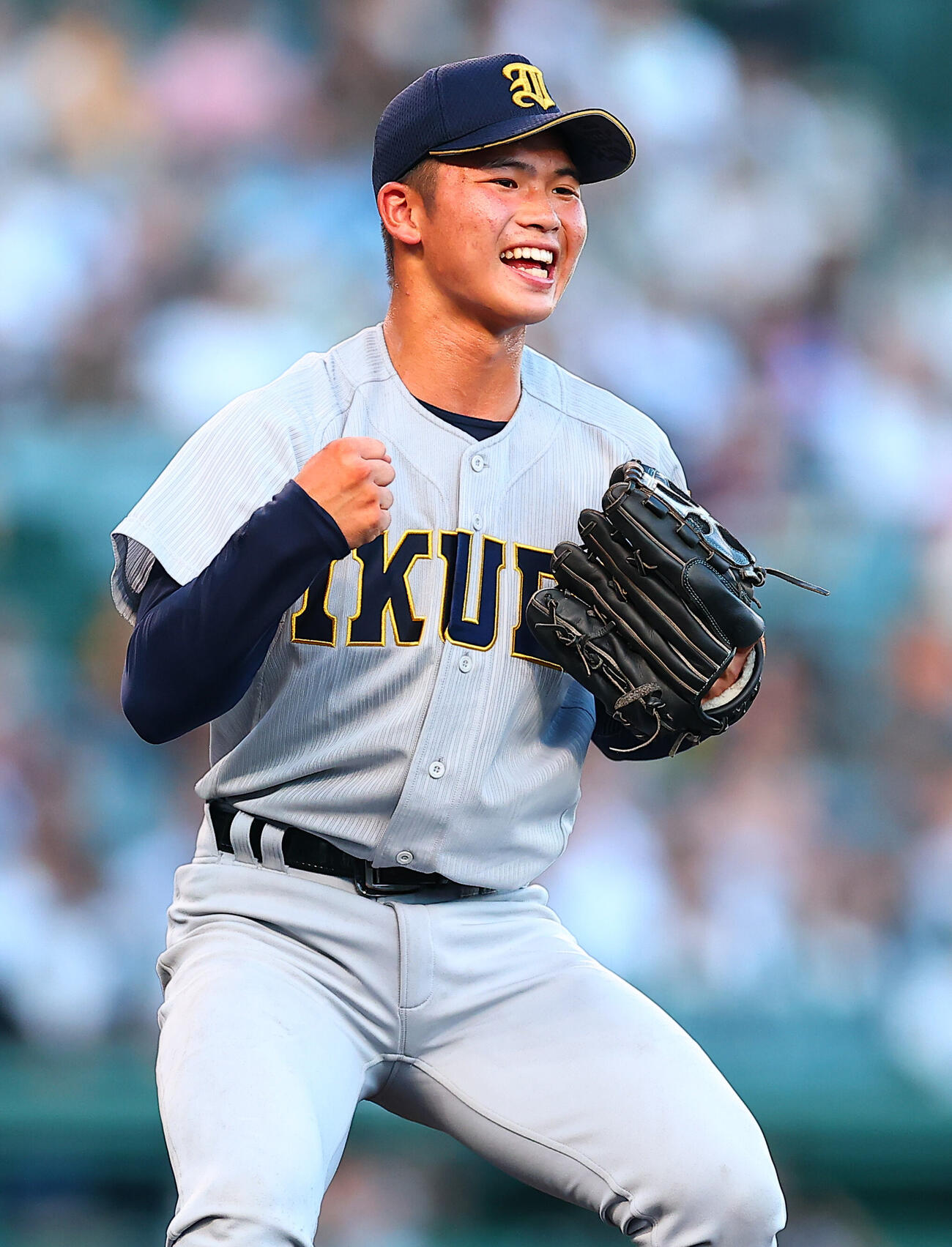 札幌日大対仙台育英　3回表を抑え喜ぶ仙台育英・古川諒弥（撮影・野上伸悟）