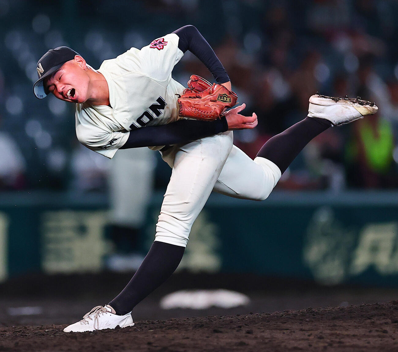 長崎日大対立正大淞南　長崎日大先発の古賀友樹（撮影・野上伸悟）