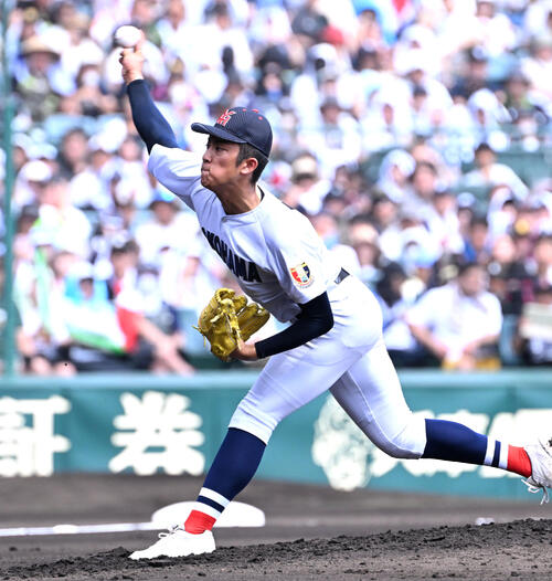 横浜対沖縄尚学 横浜先発の織田翔希(撮影・石井愛子)