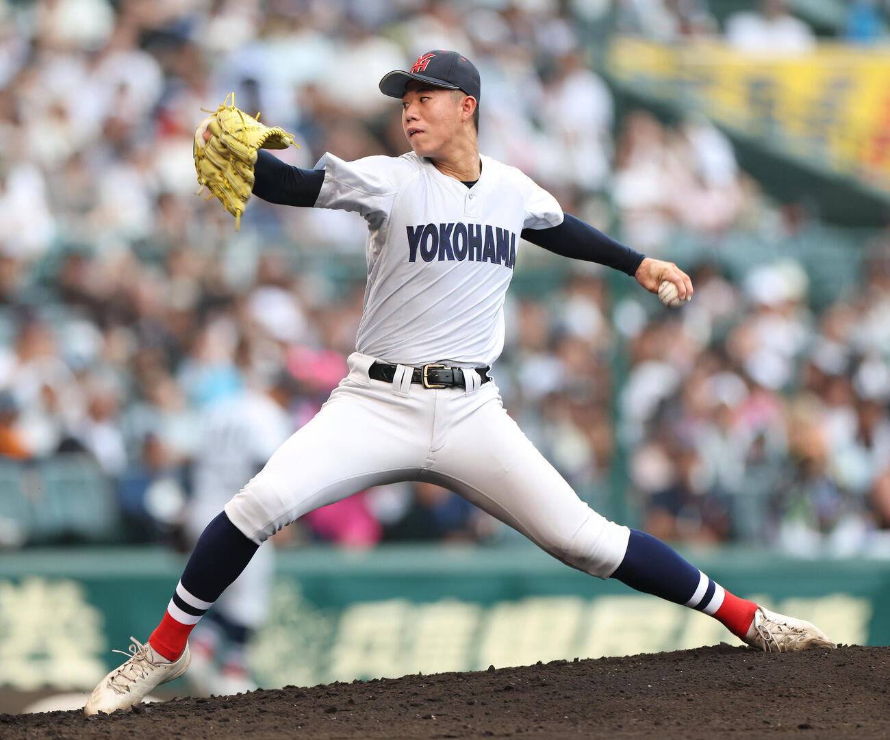 横浜対霞ケ浦　先発登板で力投する横浜・小林鉄三郎（撮影・河田真司）