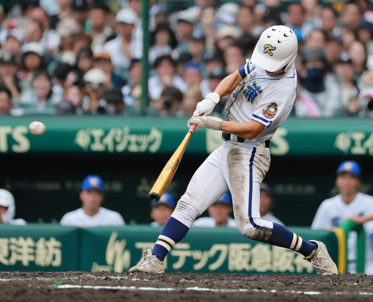 横浜対霞ケ浦　5回裏霞ケ浦2死二塁、村上聖は中前適時打を放つ（撮影・上山淳一）