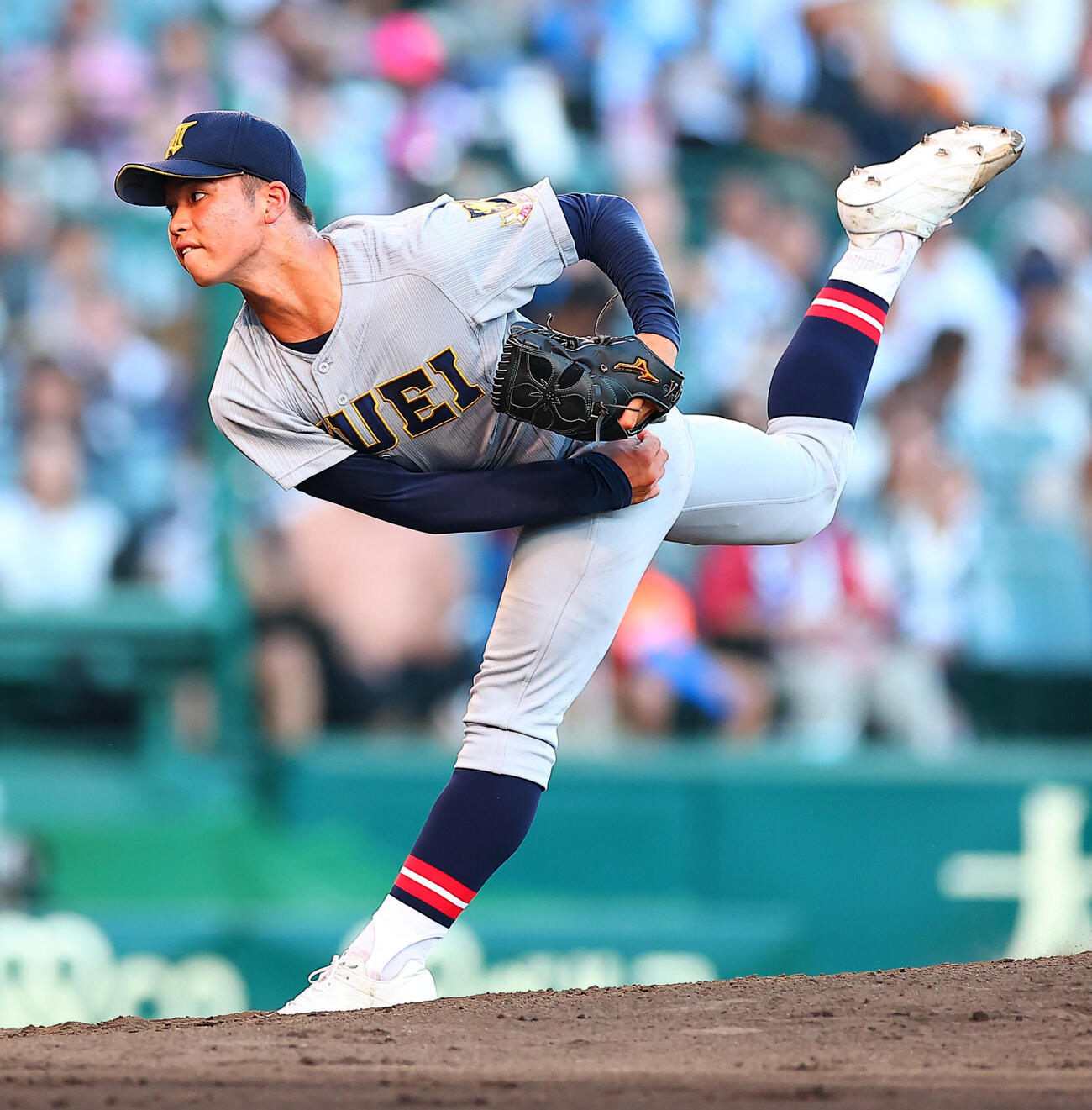 札幌日大対仙台育英　力投する仙台育英先発の古川諒弥（撮影・野上伸悟）
