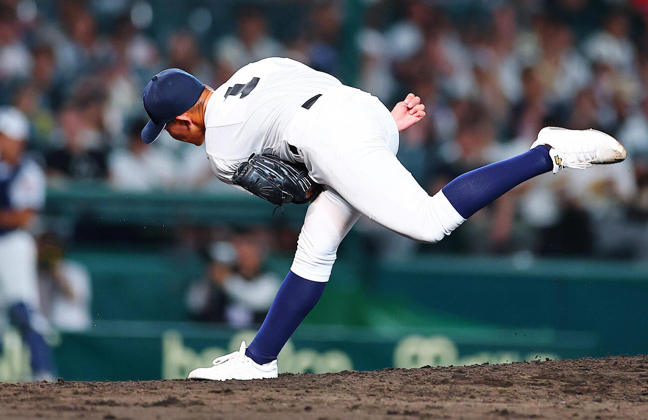 佐野日大対聖隷クリストファー　力投する聖隷クリストファー先発の高部陸（撮影・野上伸悟）