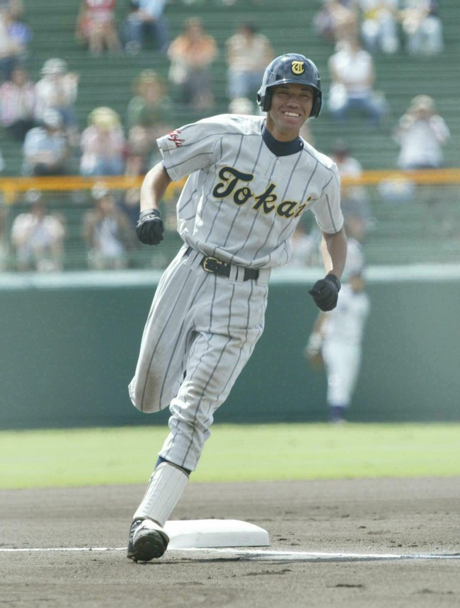 仲沢監督の東海大甲府現役時代（04年撮影）
