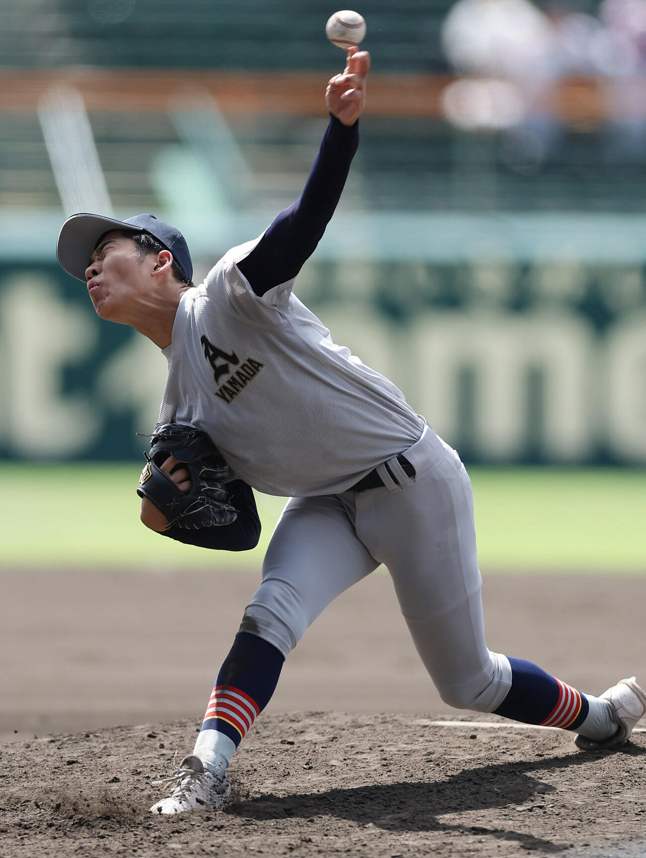 遊学館対青森山田　力投する青森山田3番手の川久保昂直（撮影・前田充）