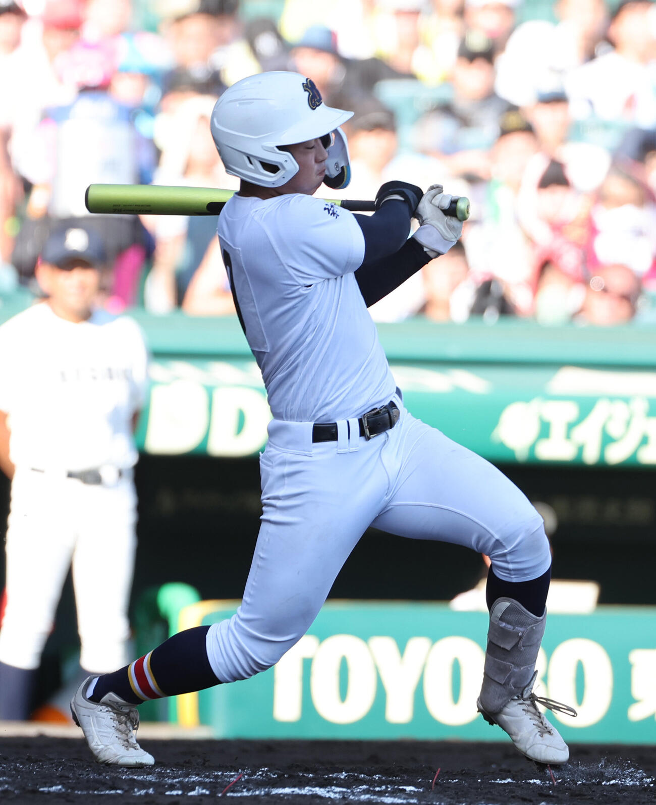 日本文理対大分商　1回裏日本文理2死一、二塁、臼木彪牙は適時打を放つ（撮影・西尾就之）