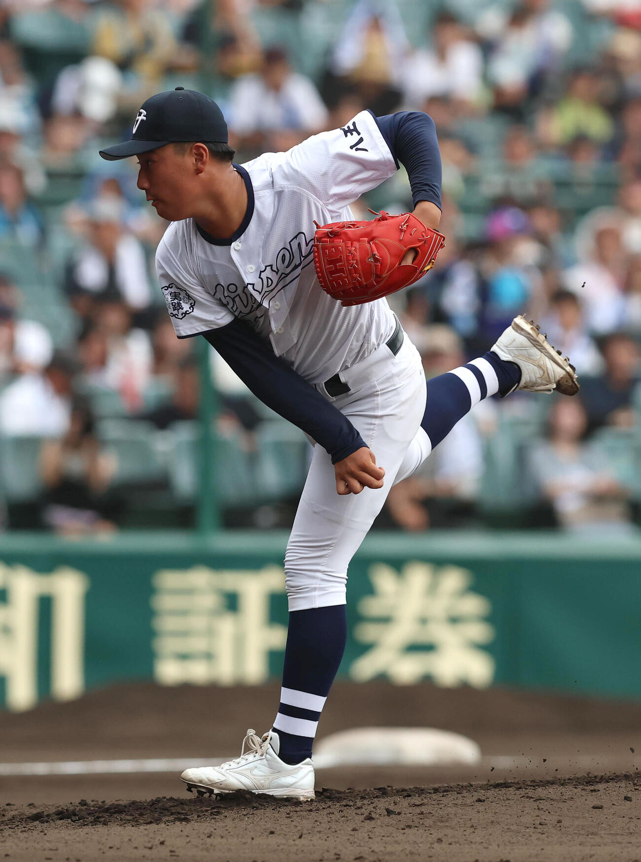 八王子実践対鳴門渦潮　鳴門渦潮戦に先発する八王子実践・塚原翔太（撮影・白石智彦）