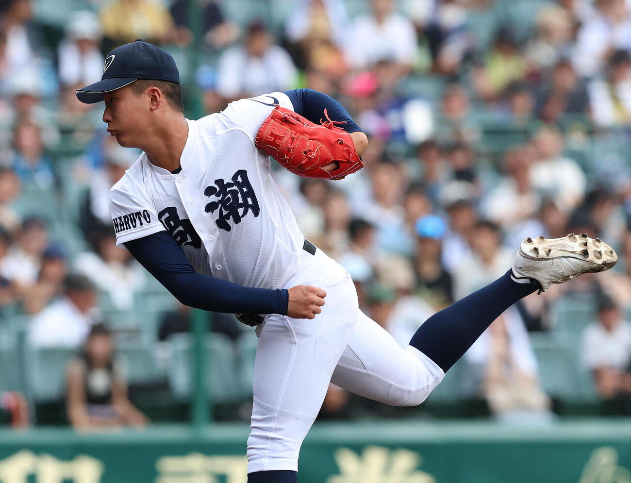 八王子実践対鳴門渦潮　八王子実践戦に先発する鳴門渦潮・西村大輝（撮影・白石智彦）