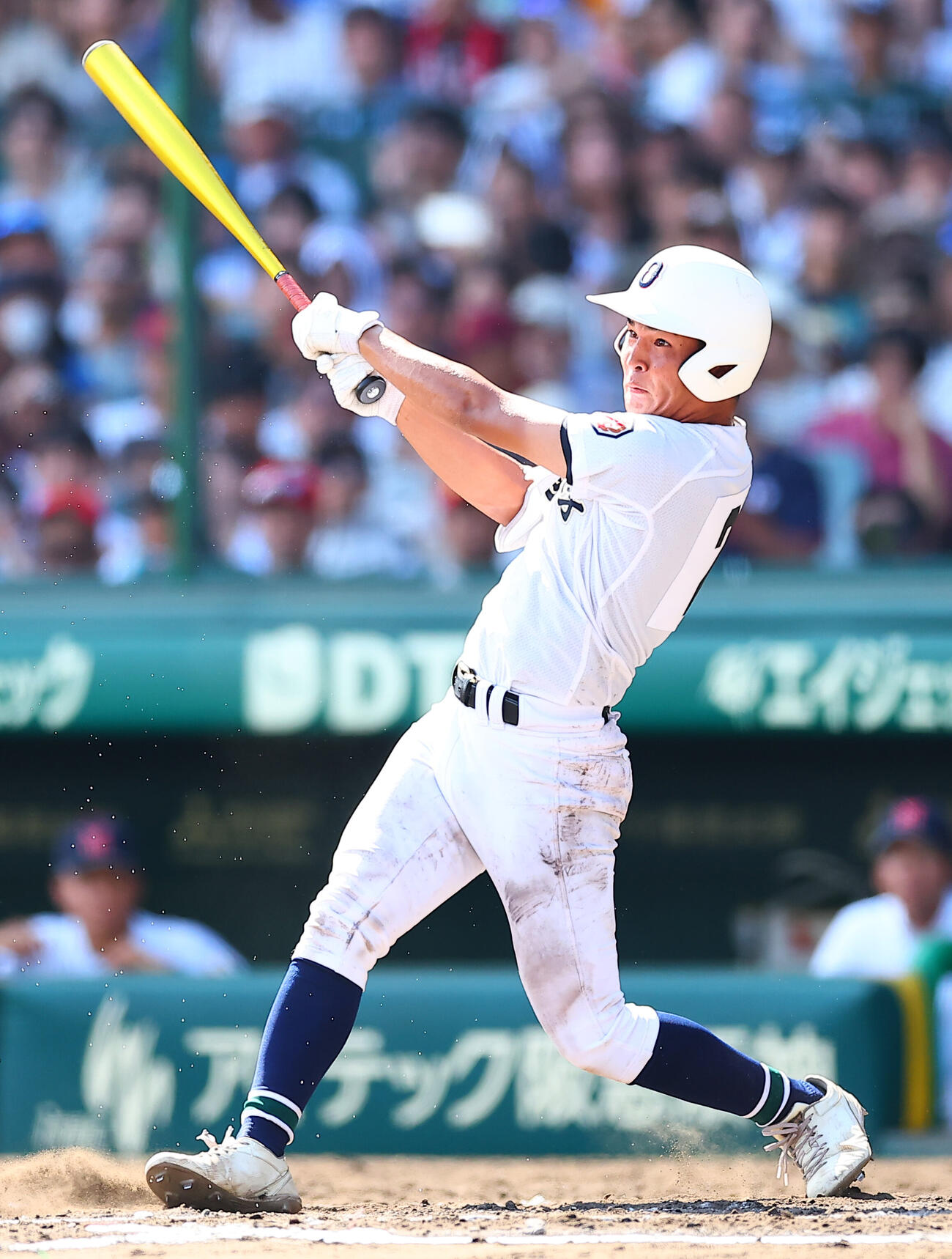 横浜対沖縄尚学　6回裏沖縄尚学2死二塁、適時安打を放つ山川大雅（撮影・野上伸悟）