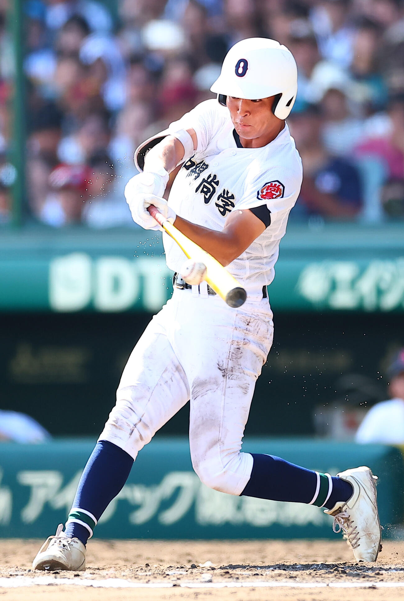 横浜対沖縄尚学　6回裏沖縄尚学2死二塁、適時安打を放つ山川大雅（撮影・野上伸悟）