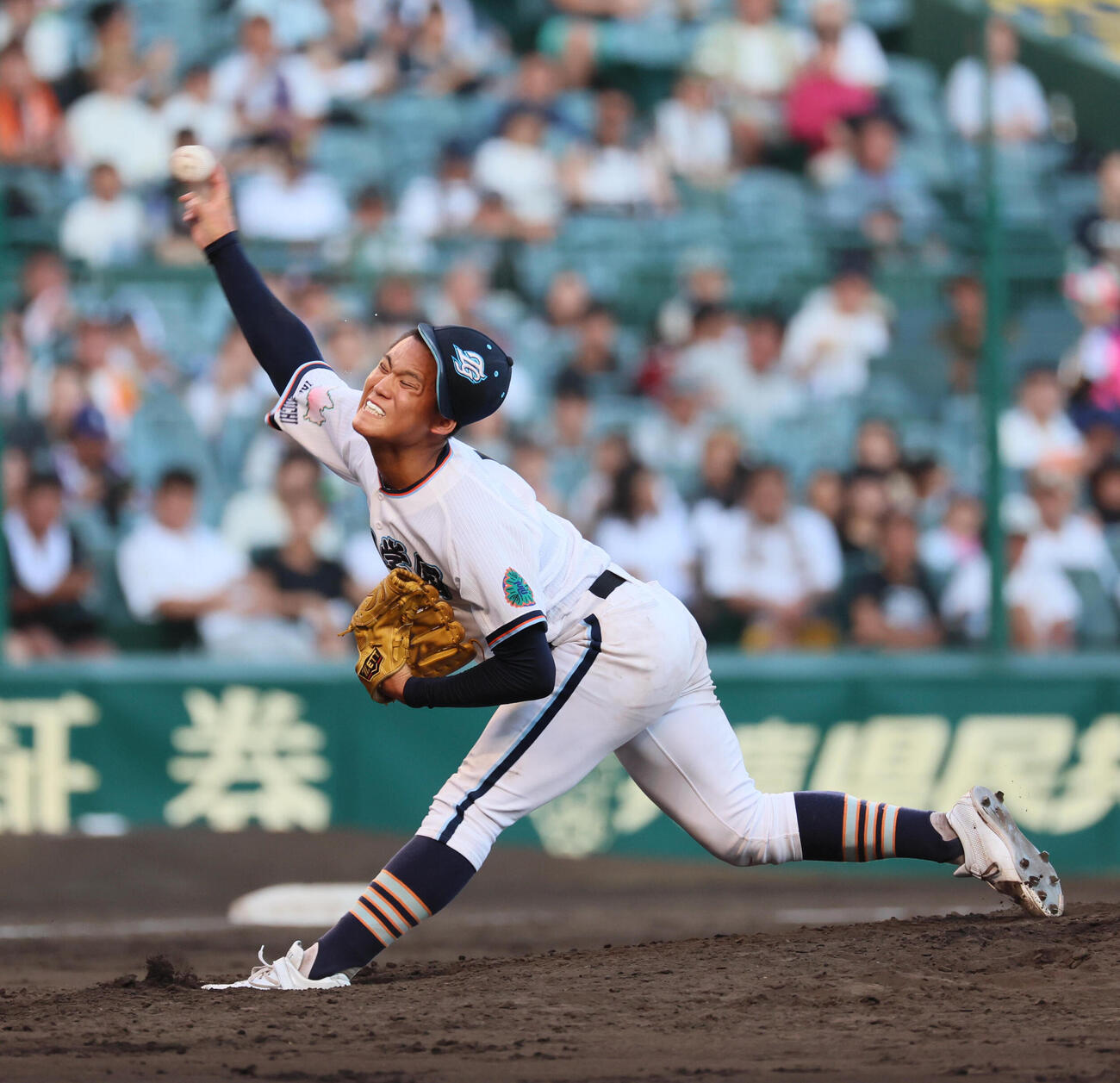 高川学園対高岡商　完投勝利を挙げた高川学園・木下瑛二（撮影・宮崎幸一）