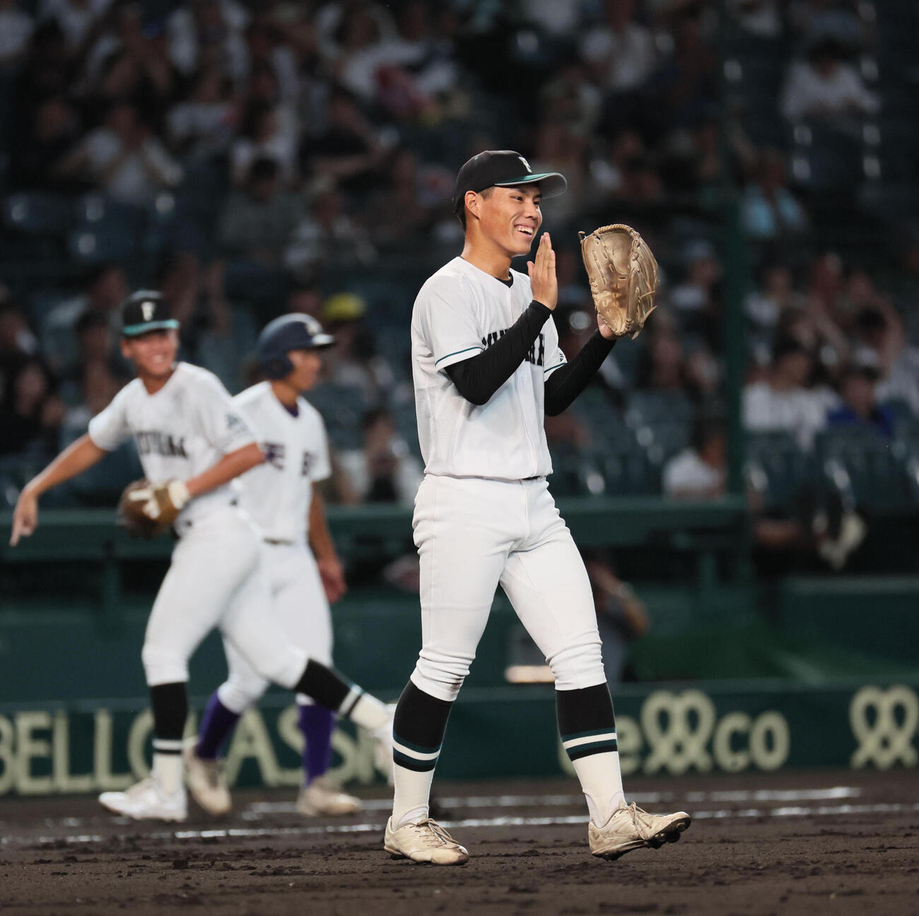 天理対福山　2回を無失点に抑えた福山先発の来山凌也（撮影・宮崎幸一）