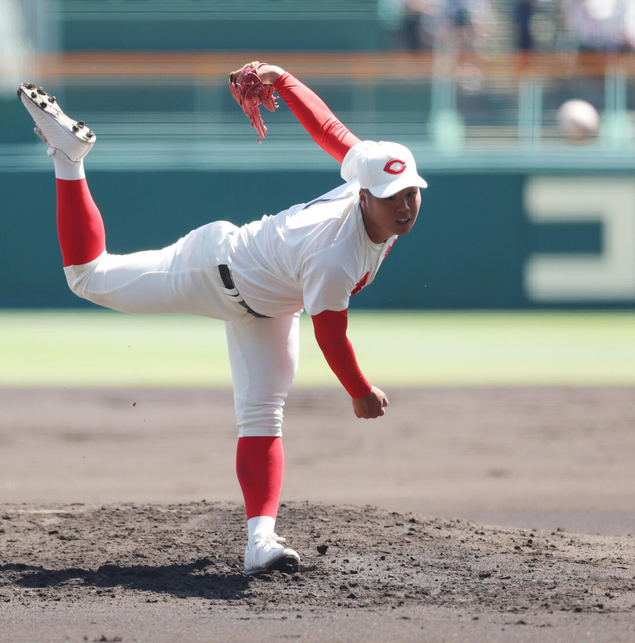 智弁和歌山対社　先発登板の智弁和歌山・和気匠大（撮影・河田真司）