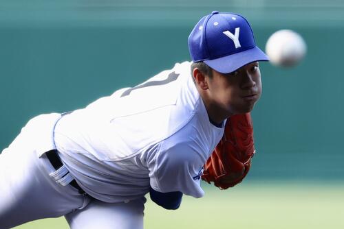 【甲子園】親子二代で横手の背番号「１」　佐藤宙斗は大敗に涙も…将来は両親と同じ薬剤師の道へ