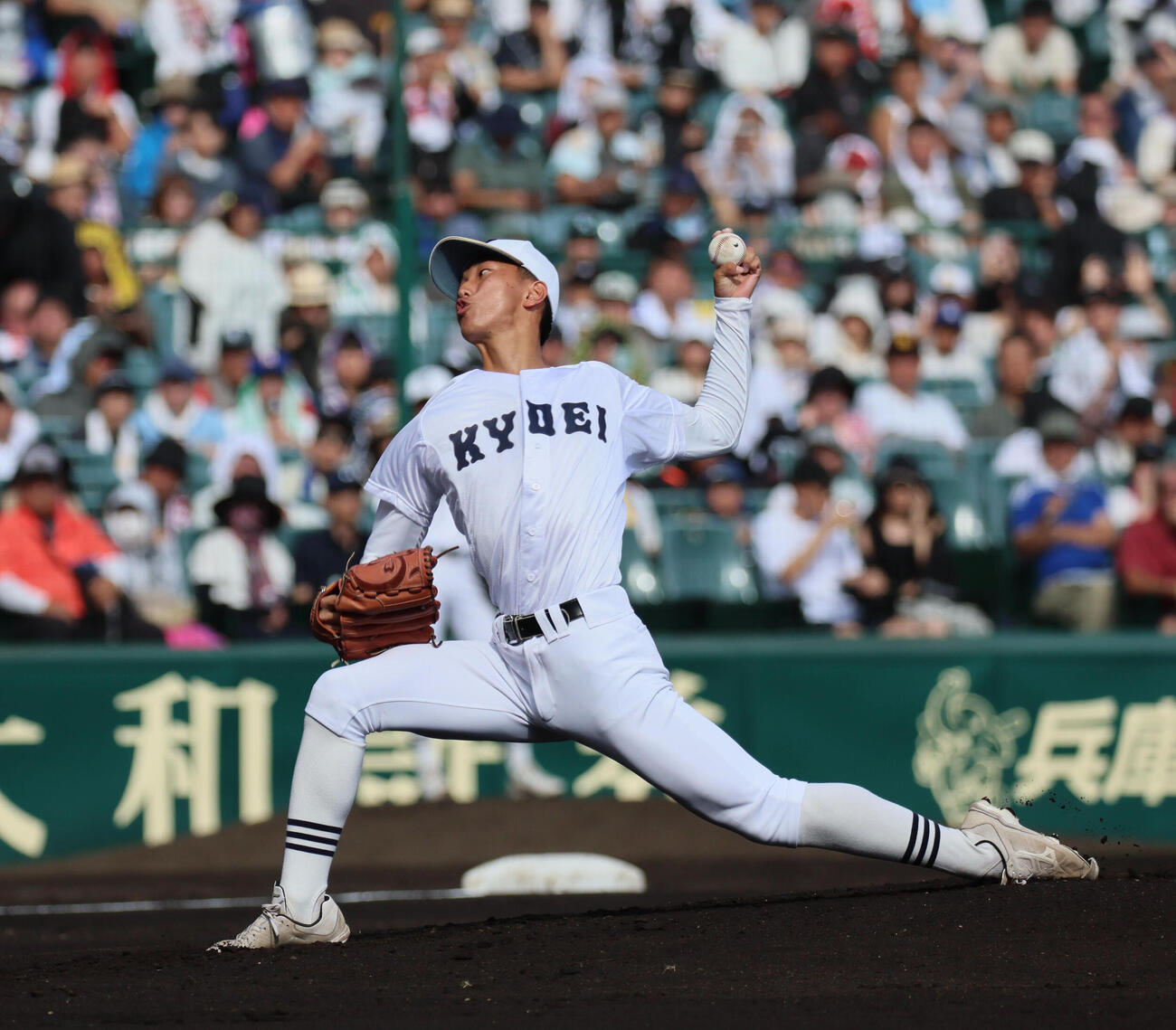 履正社対享栄　享栄先発の近藤優（撮影・宮崎幸一）