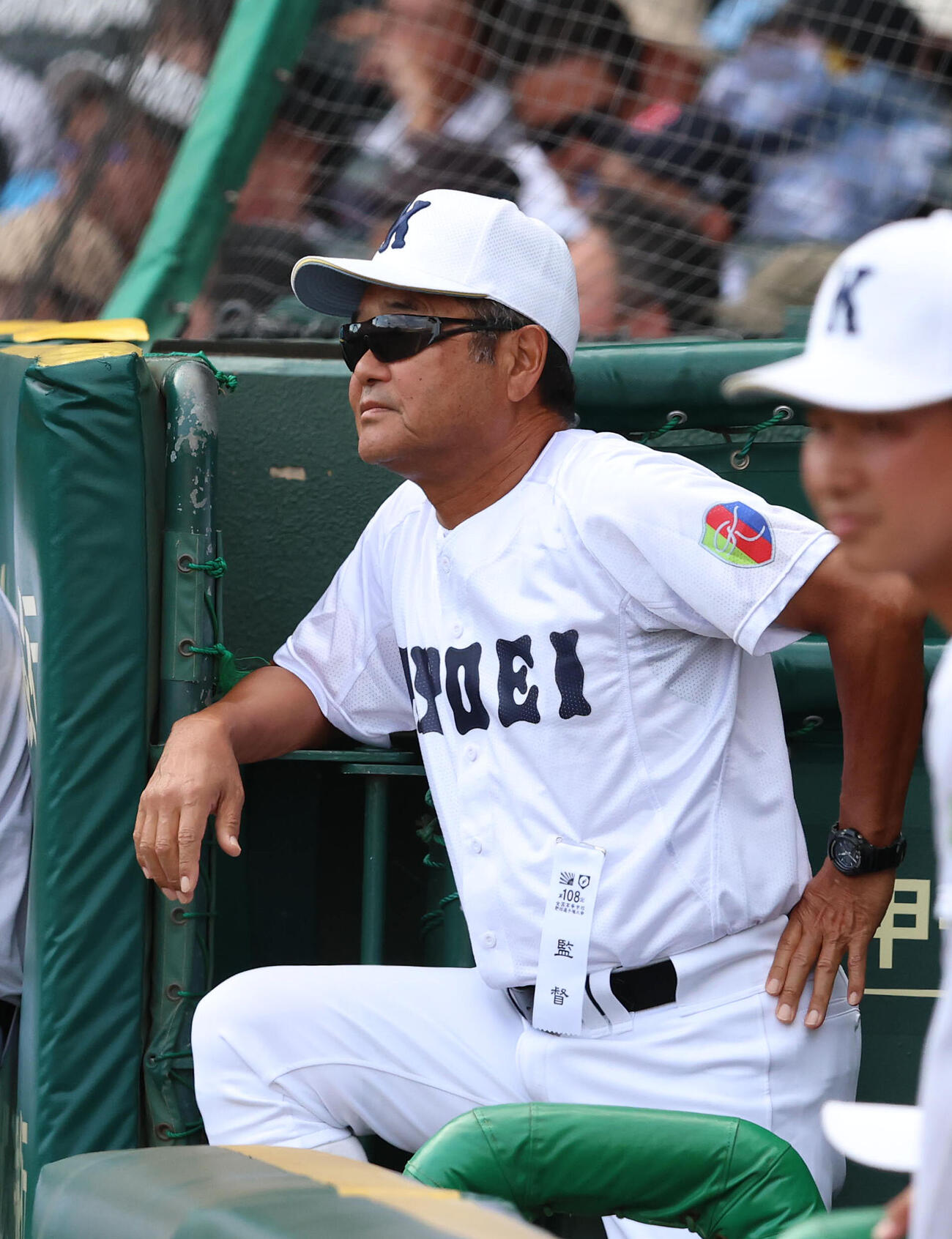 履正社対享栄　戦況を見守る享栄・大藤敏行監督（撮影・白石智彦）