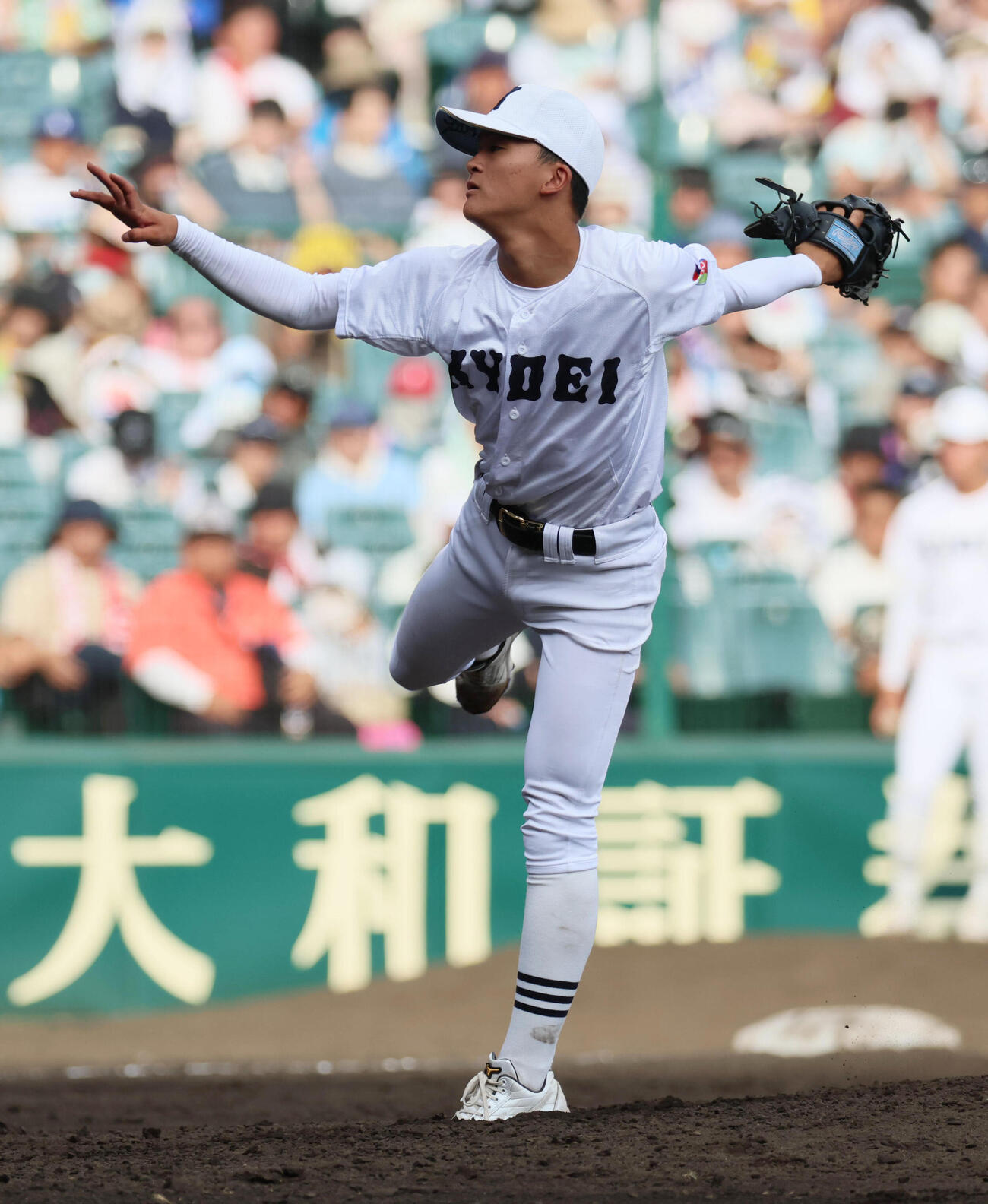 履正社対享栄　享栄2番手の上江滝拓未（撮影・宮崎幸一）