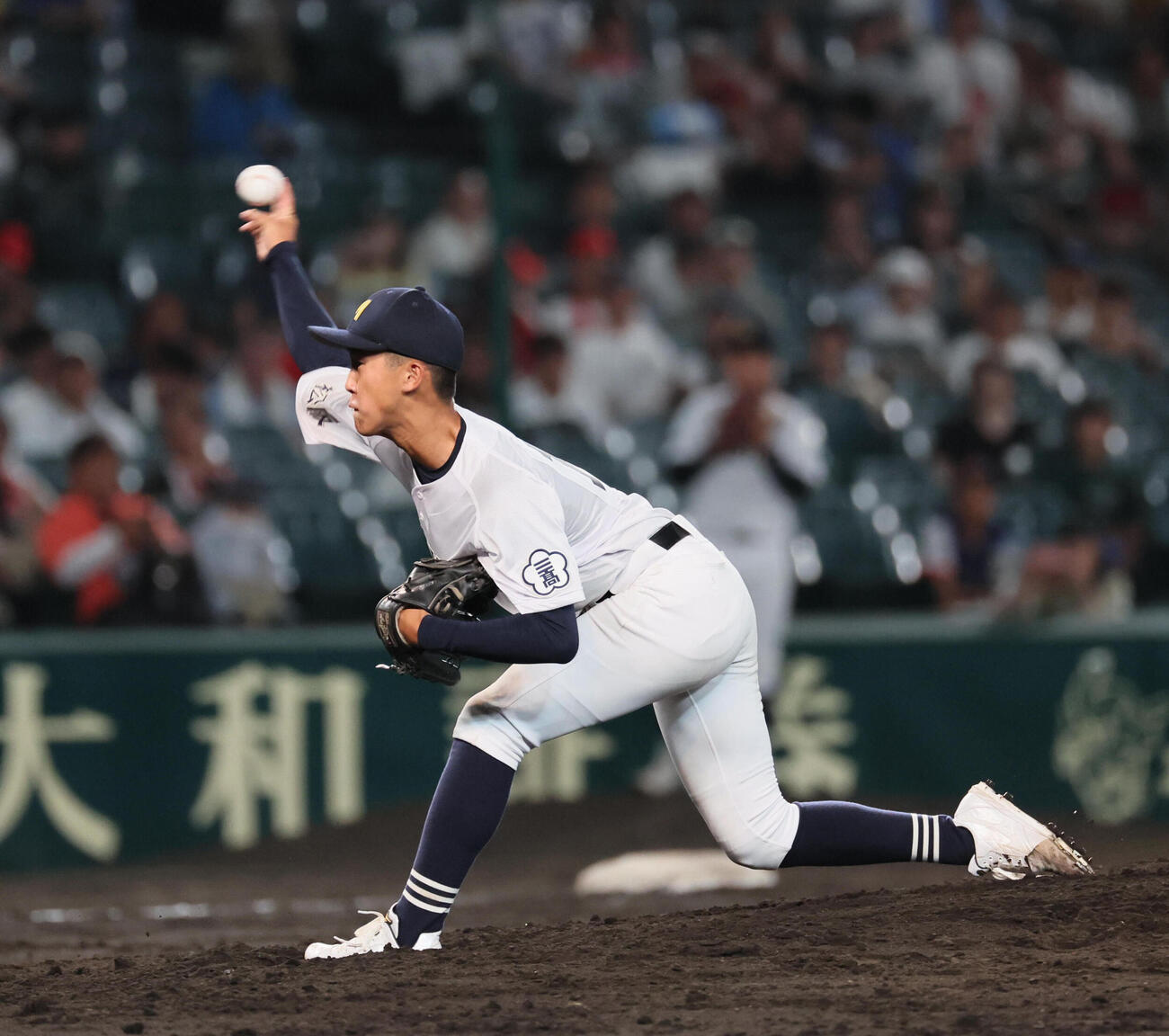 松商学園対三重　三重2番手の船橋昊（撮影・宮崎幸一）