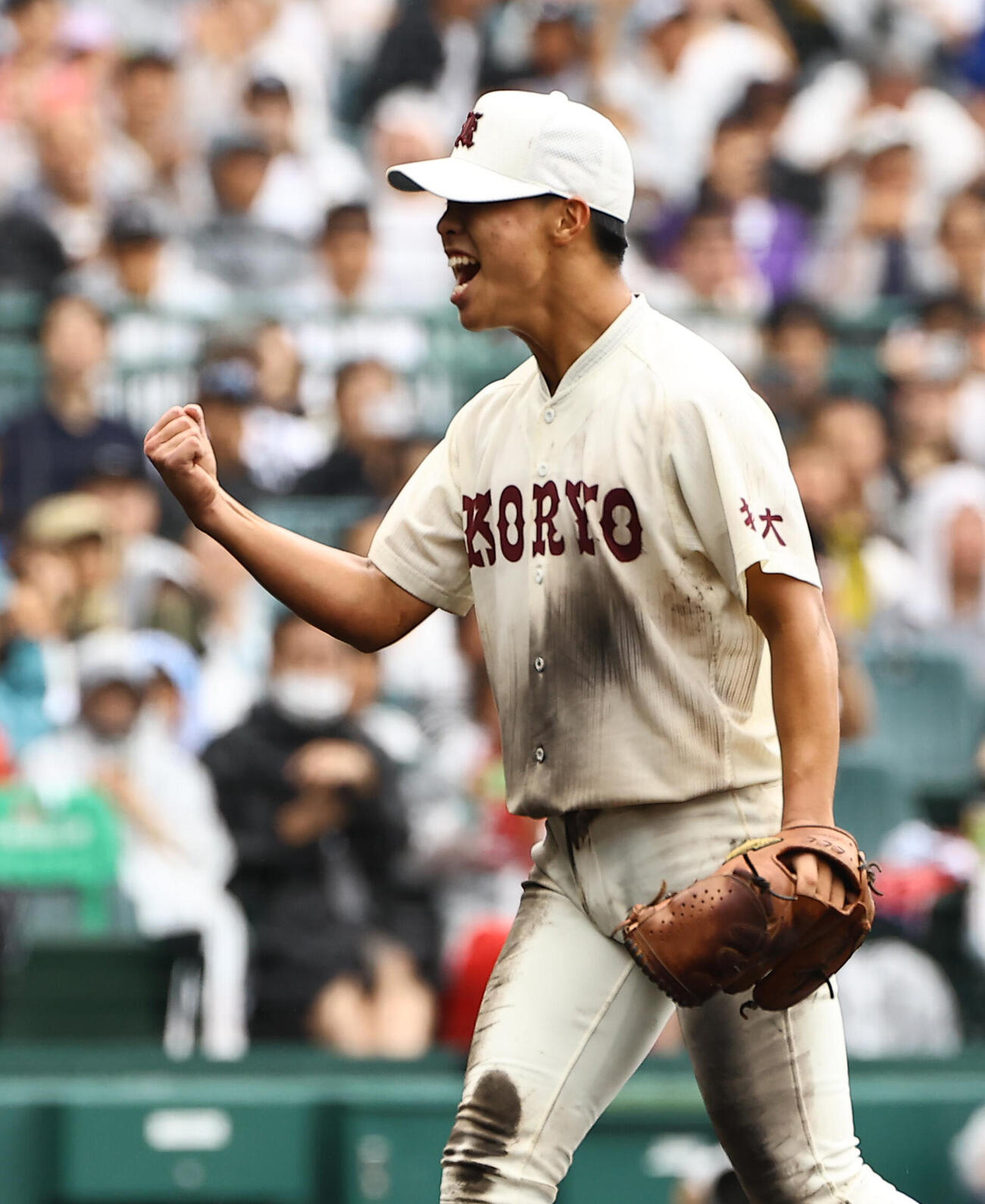 拓大紅陵対佐賀商　佐賀商に勝利しガッツポーズをする拓大紅陵・山辺颯（撮影・上田博志）