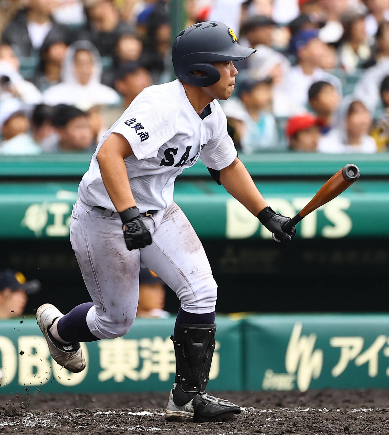 拓大紅陵対佐賀商　9回裏佐賀商1死一塁、安打を放つ佐賀商・立花孝紀（撮影・上田博志）
