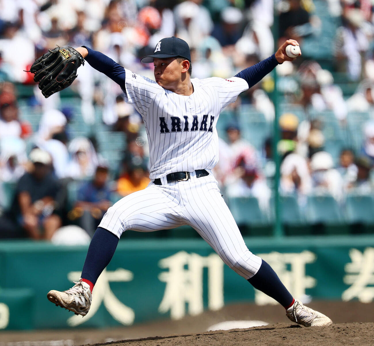 長崎日大対有明　5回表から有明2番手で登板する斉藤遼汰郎（撮影・加藤哉）