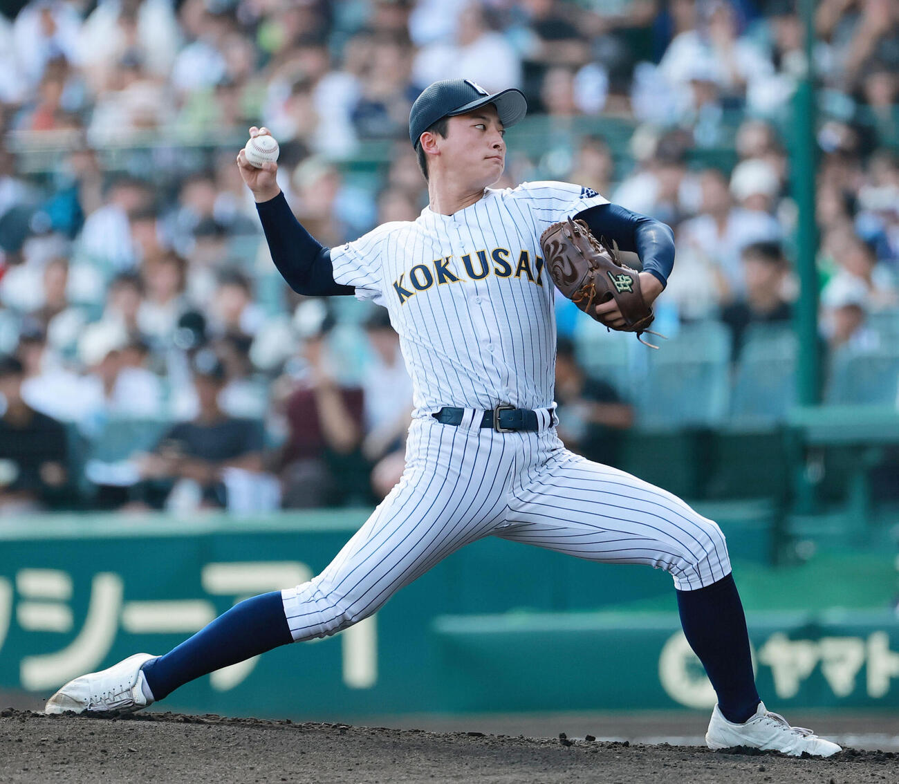 青森山田対東日本国際大昌平　東日本国際大昌平先発の照沼佑崇（撮影・上山淳一）