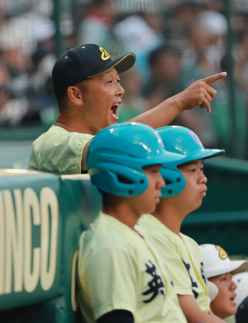 【甲子園】センバツ８強英明　プロ注目平田玲翔擁する大分商破る　香川監督「しんどい試合」