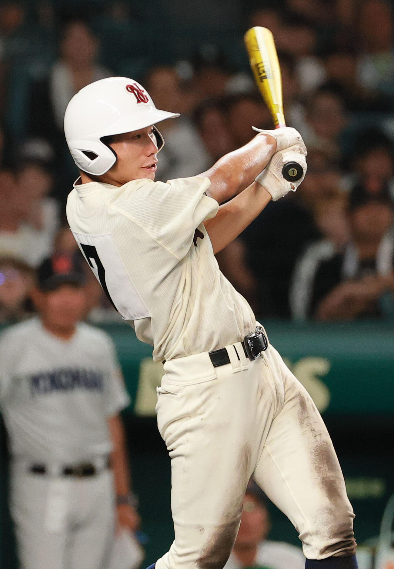 横浜対日南学園　4回裏日南学園1死三塁、下川源次は中前適時打を放つ（撮影・上山淳一）