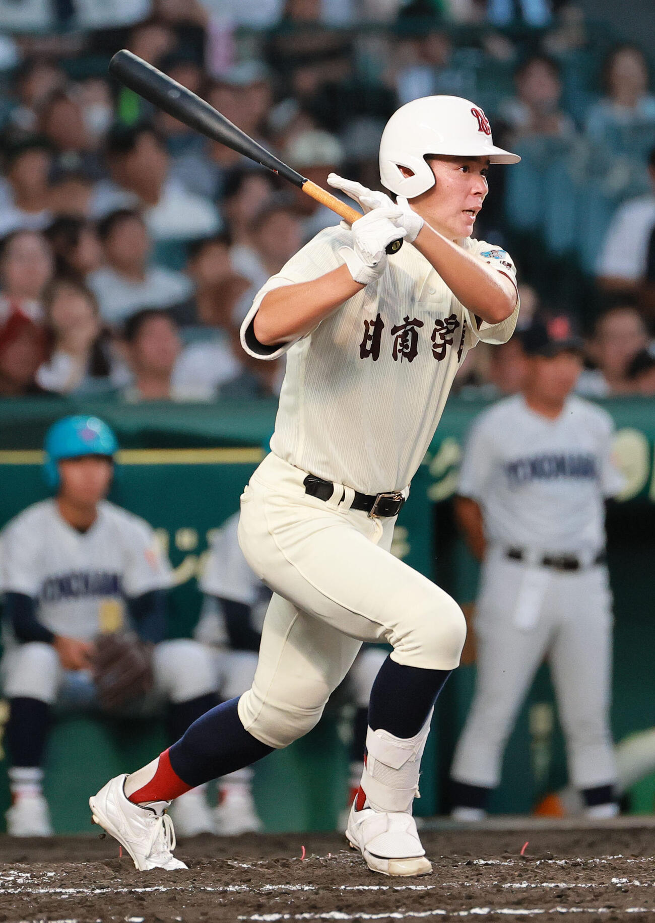 横浜対日南学園　1回裏日南学園2死、田中皐晴は安打を放つ（撮影・上山淳一）