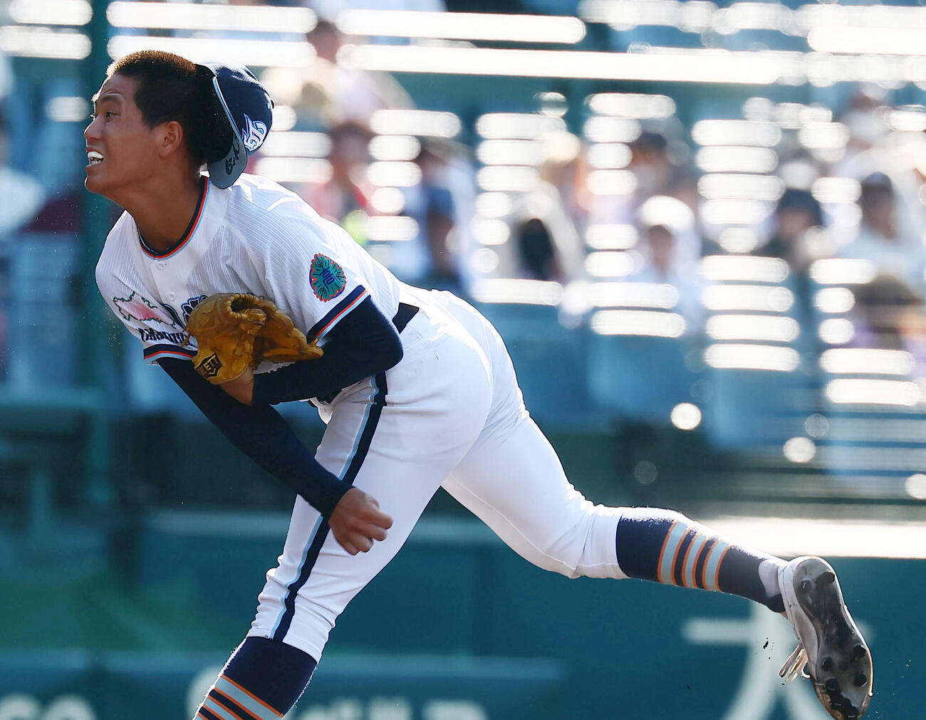 天理対高川学園　天理戦に先発する高川学園の木下瑛二(撮影・加藤哉）