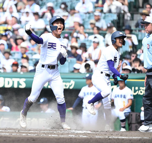 【甲子園】天理が６回に一挙４点で逆転　前半は好機生かせずも打者一巡の猛攻
