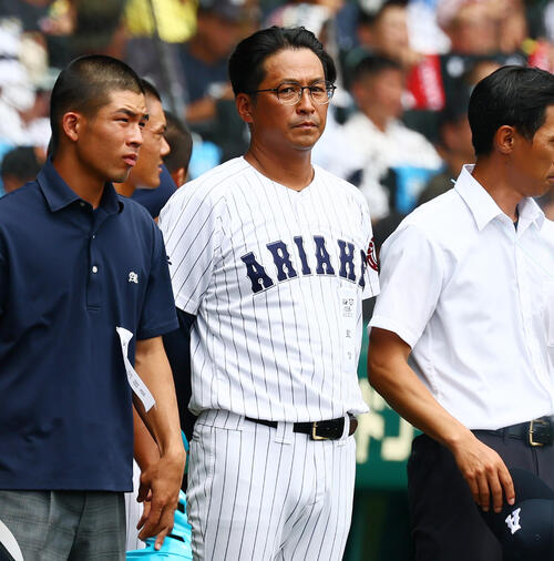 【甲子園】初８強進出、有明の高見監督「また球場が後押ししてくれた」逆転劇生んだナインも賞賛