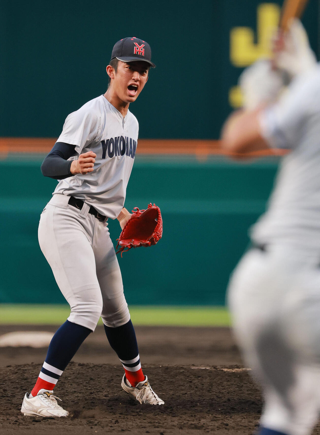 横浜対霞ケ浦　9回裏霞ケ浦2死、織田翔希は最終打者・代打小貫颯斗を空振り三振に仕留める（撮影・上山淳一）