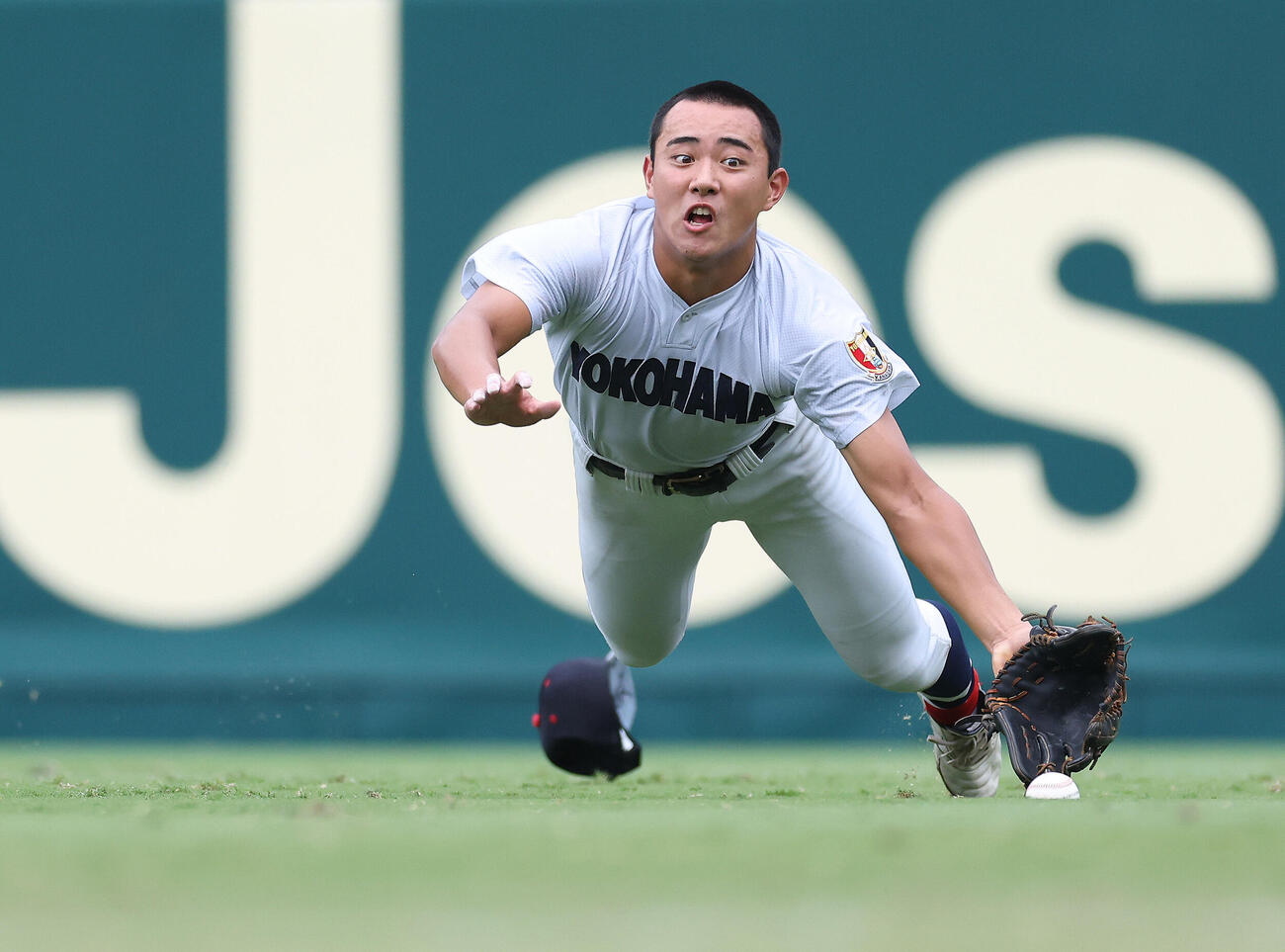 横浜対霞ケ浦　5回裏霞ケ浦2死、加藤龍に二塁を許す千島大翼（撮影・河田真司）
