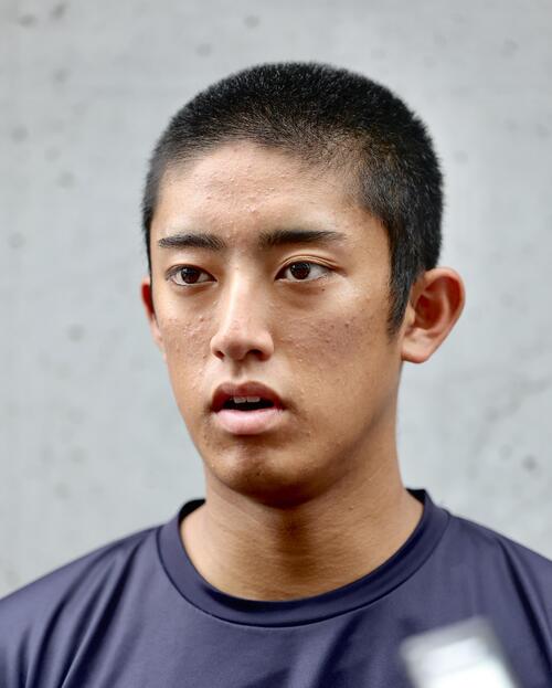 エース織田翔希ら横浜ナイン、グラウンドで練習前に黙とう捧げる　元監督の渡辺元智さん訃報届く