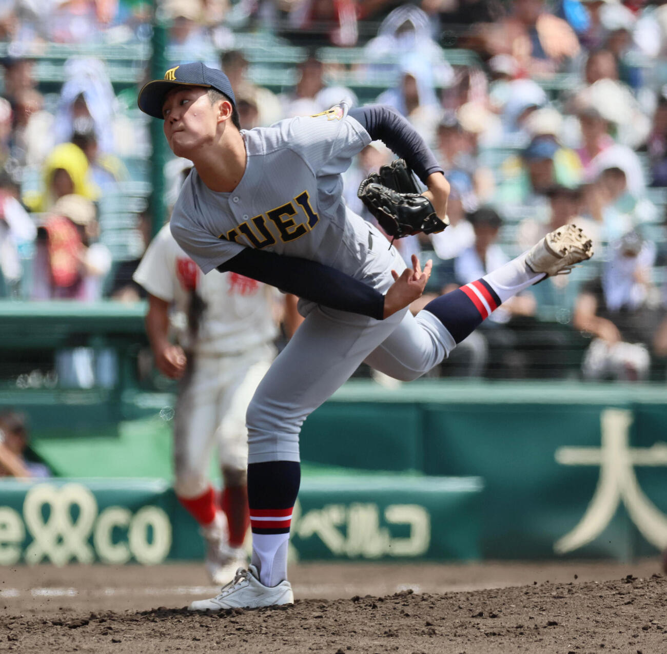 智弁和歌山対仙台育英　仙台育英2番手の福井勇翔（撮影・宮崎幸一）