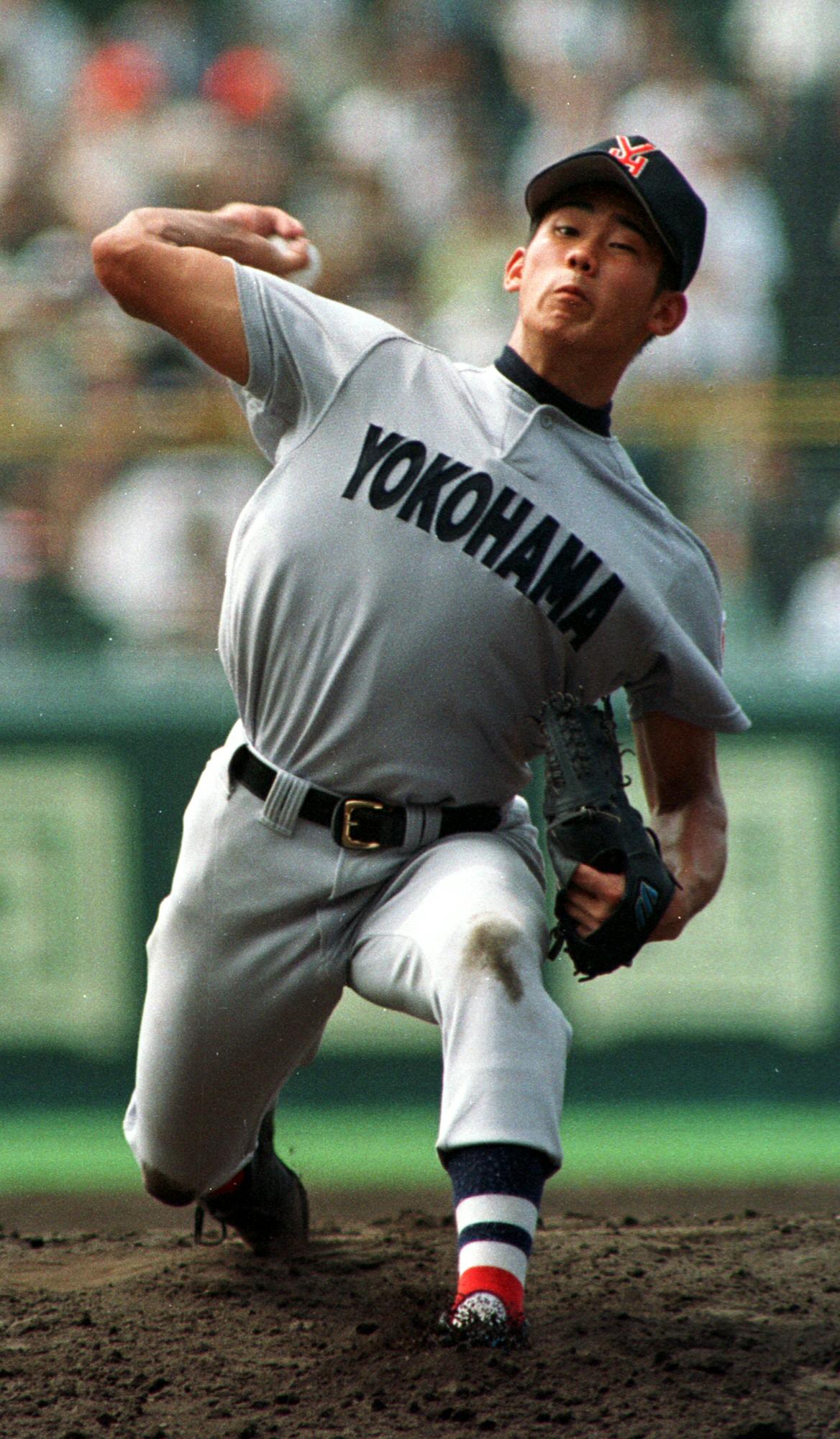 98年8月20日、全国高校野球選手権準々決勝　横浜対PL学園　延長17回を完投した横浜の松坂大輔