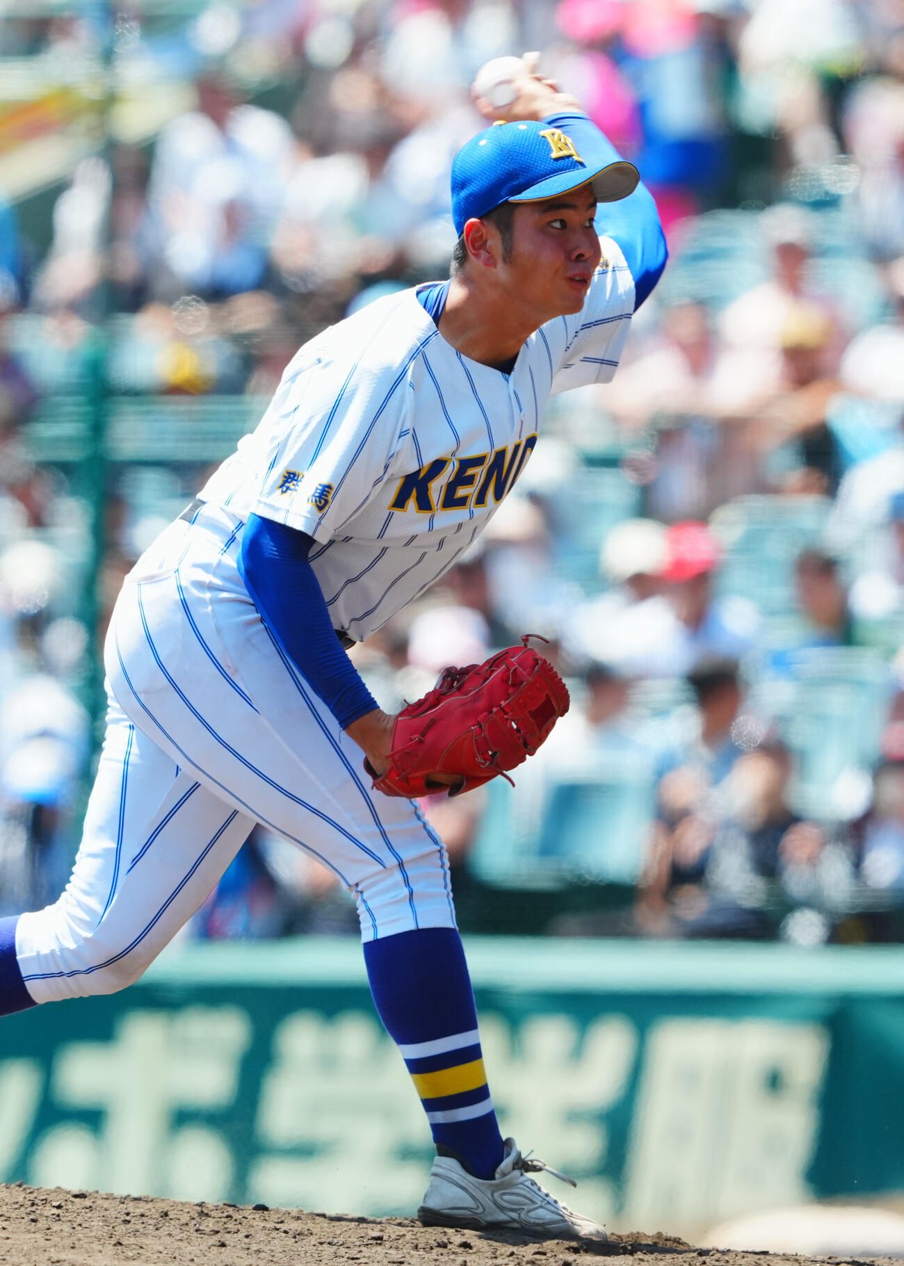 天理対健大高崎　健大高崎2番手で登板し力投する北田莉玖（撮影・垰建太）