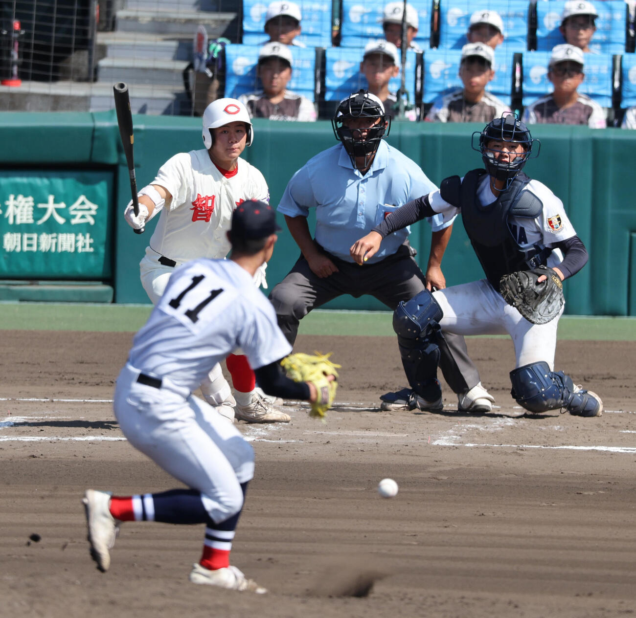 智弁和歌山対横浜　7回裏智弁和歌山1死一、二塁、楠本龍生は適時打を放つ（撮影・西尾就之）