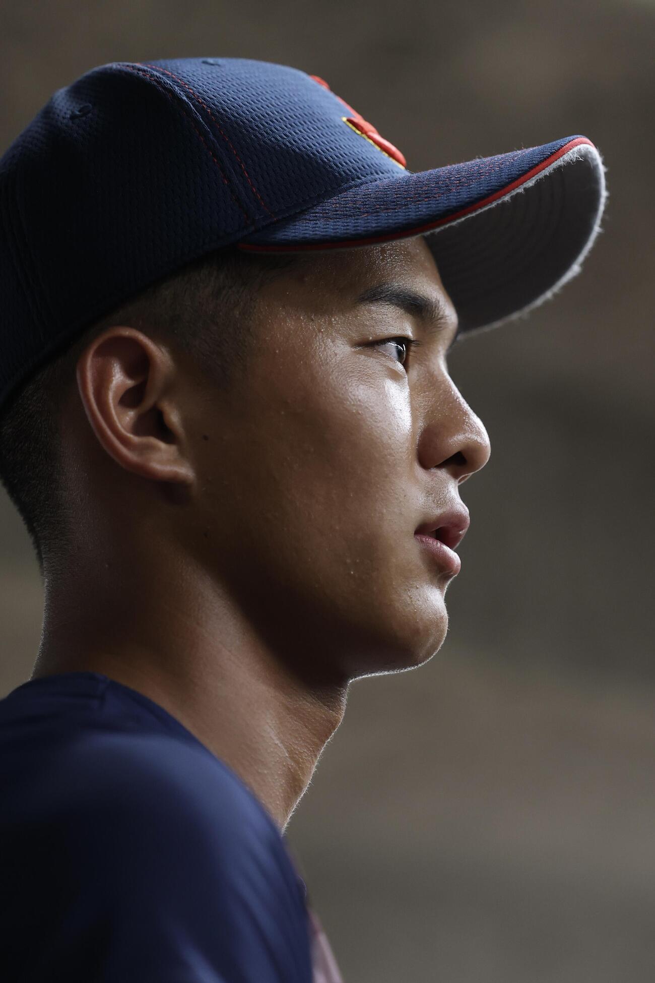 記者の質問に答えるU18高校日本代表・前田侑大（撮影・河田真司）