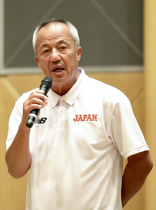 【U18】「極端に言えばノーヒットでも１点を狙っていく」岡田監督が目指すスタイルを語る