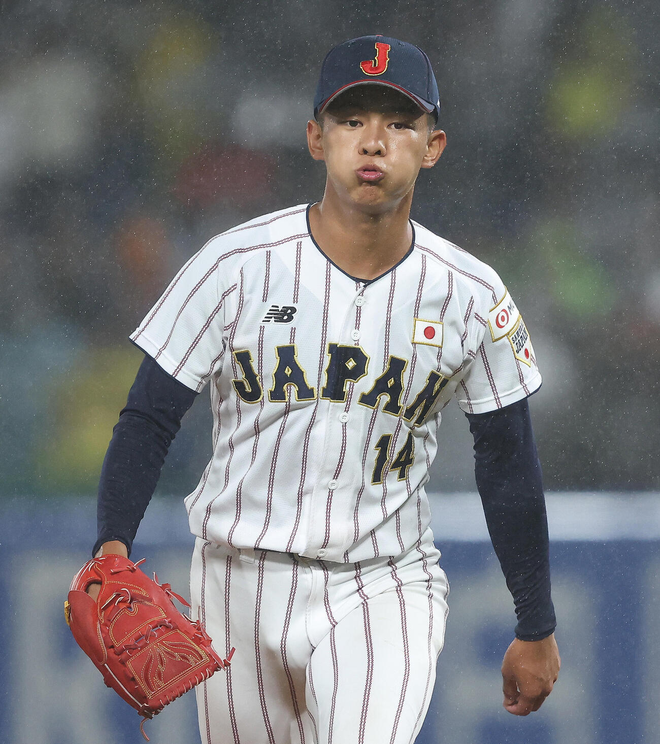 大学日本代表対高校日本代表　3回表を抑える前田侑大（撮影・河田真司）
