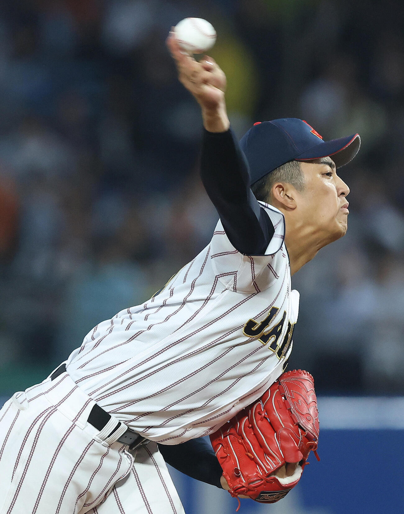大学日本代表対高校日本代表　力投する高校日本代表先発の織田翔希（撮影・河田真司）