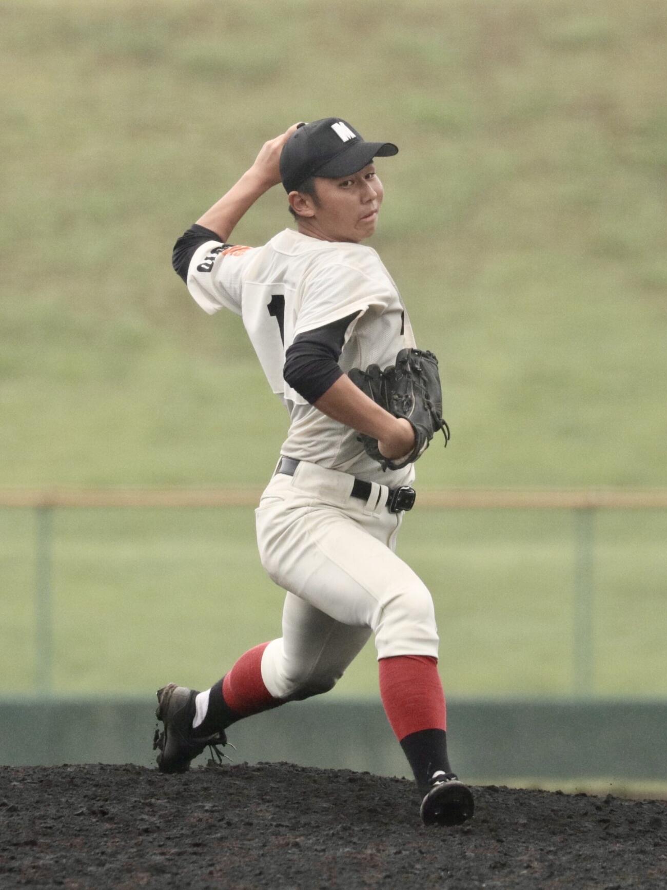 仙台西対宮城農　5回からマウンドに上がった宮城農・遠藤利真投手（撮影・高橋香奈）