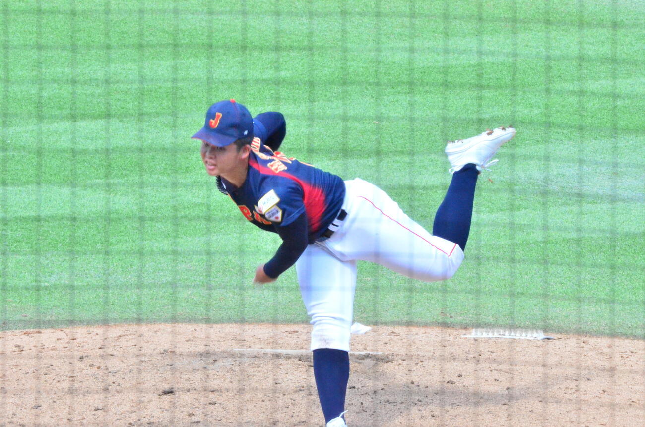 4番手で登板した杉本真滉（撮影・平山連）