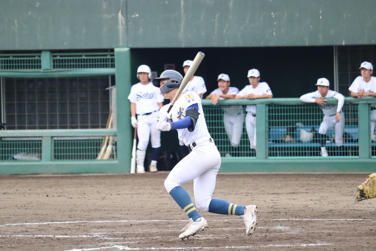 新チームから4番に座る聖光学院・塩谷凌久