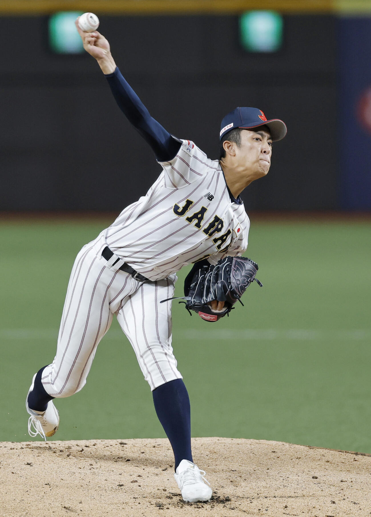 台湾戦に先発した織田翔希（共同）