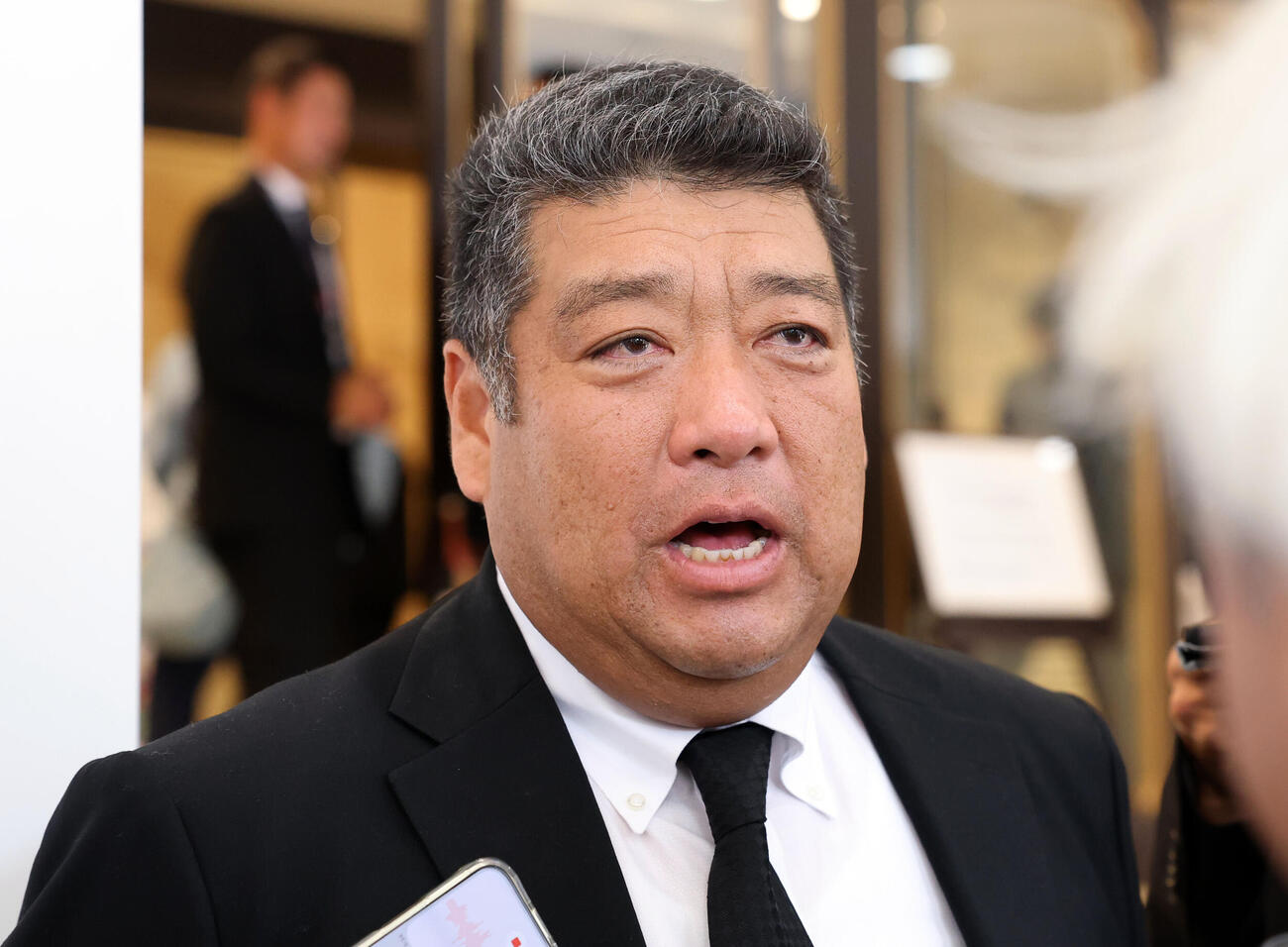 横浜・渡辺元智元監督のお別れの会に出席し、報道陣の質問に答える大阪桐蔭の西谷浩一監督（撮影・浅見桂子）