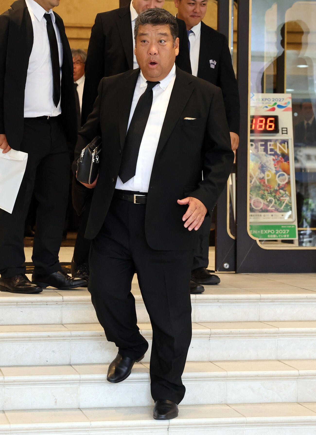 横浜・渡辺元智元監督のお別れの会に出席した大阪桐蔭の西谷浩一監督（撮影・浅見桂子）