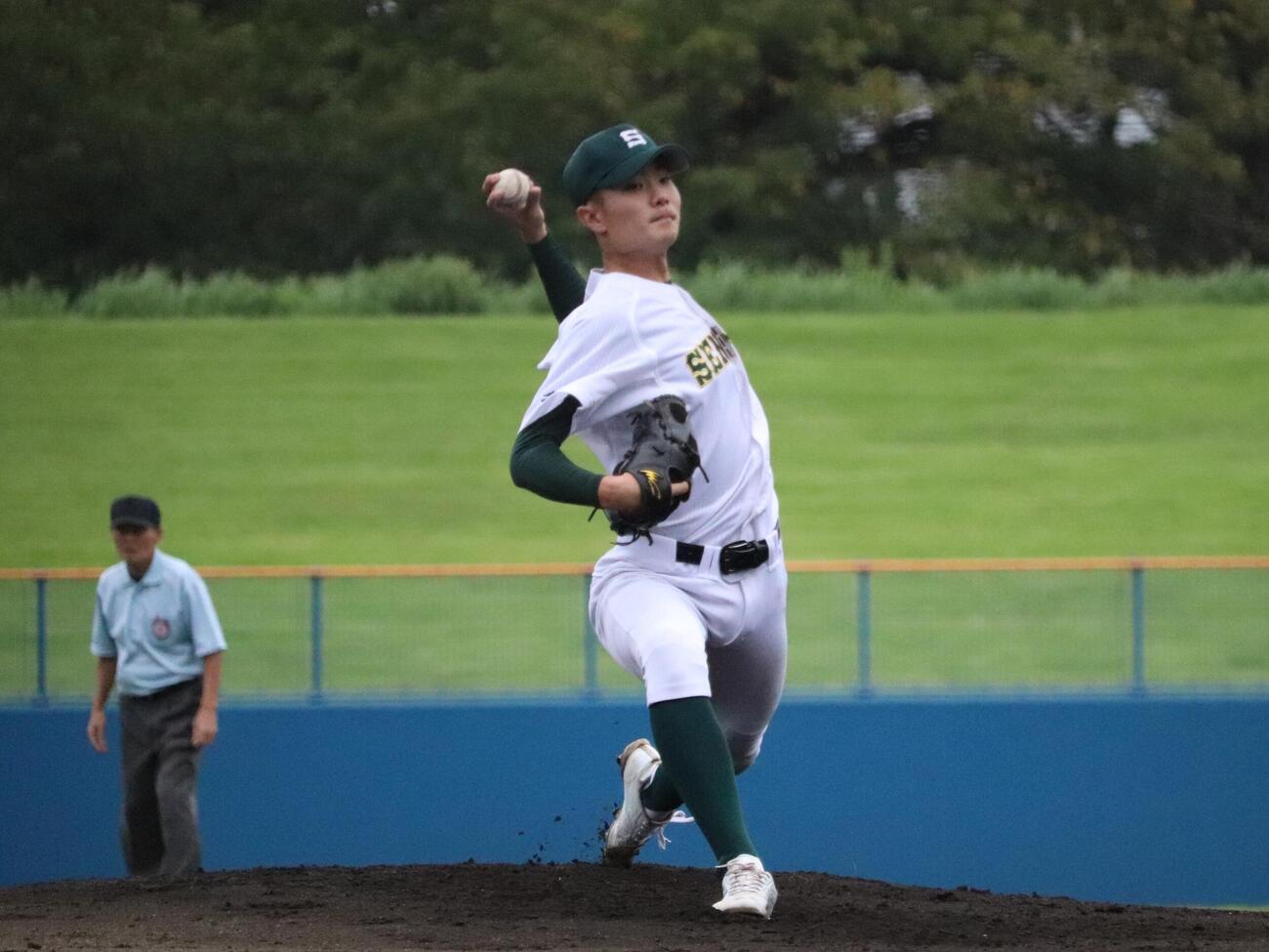 専大松戸対木更津総合　専大松戸、先発の鈴木艶ノ介